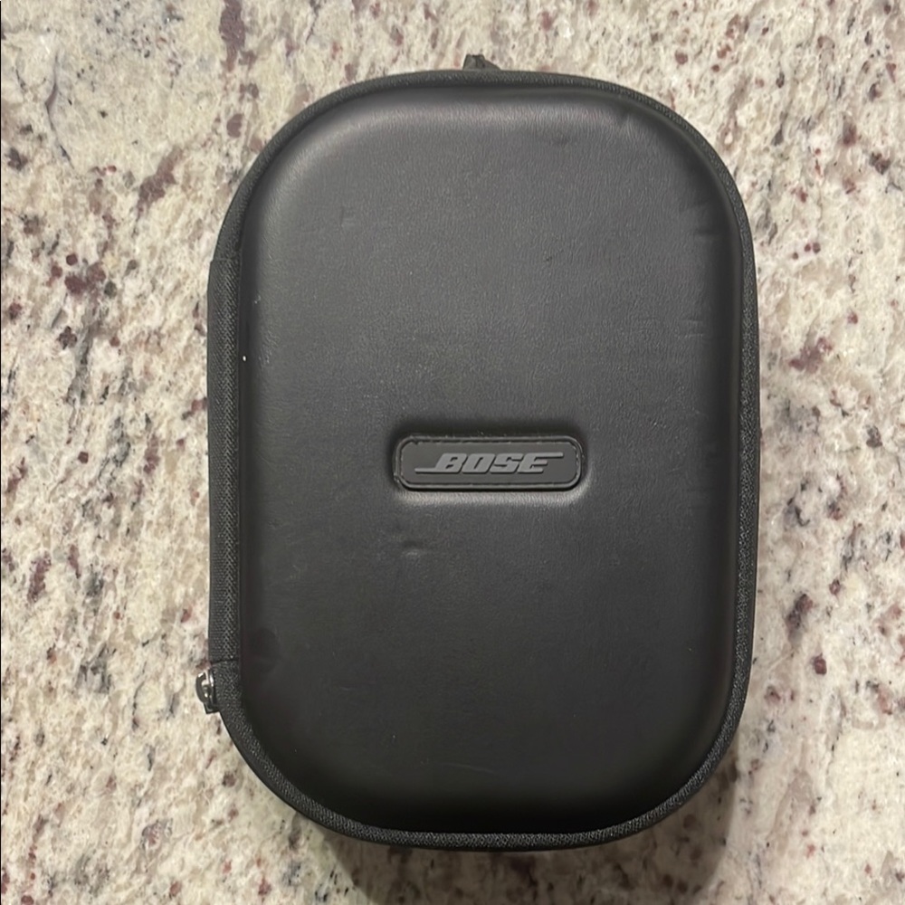 Bose QC35 Hard Shell Case